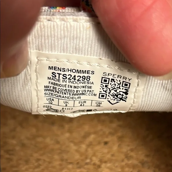 Sperry Men's Authentic Original Pride 2-Eye White/Rainbow Boat Shoes, Size 10 - Picture 7 of 12